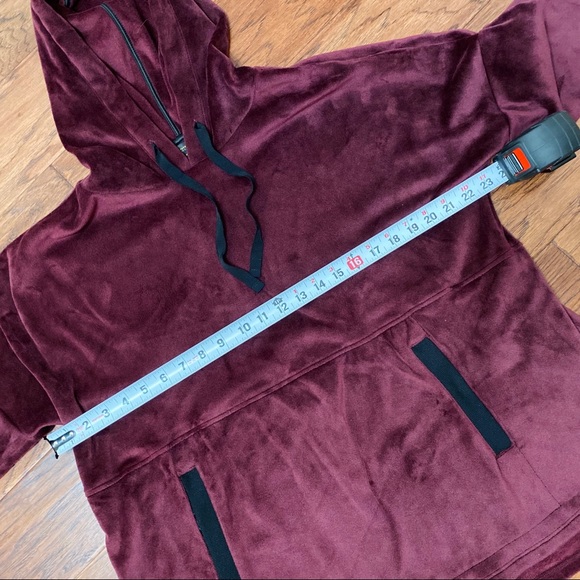 Donna Karen Velour Lounge Hoodie - Picture 4 of 8